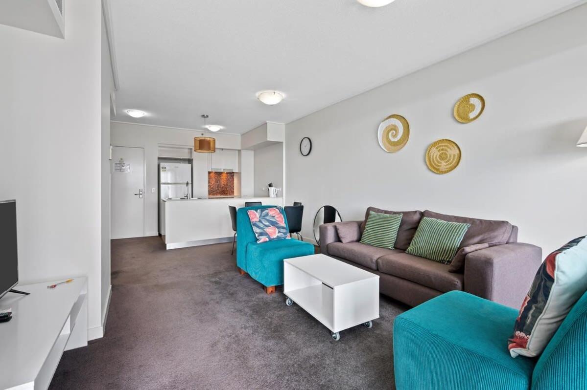 City Living - Brisbane River-View 2 Bedroom Apt Exterior photo